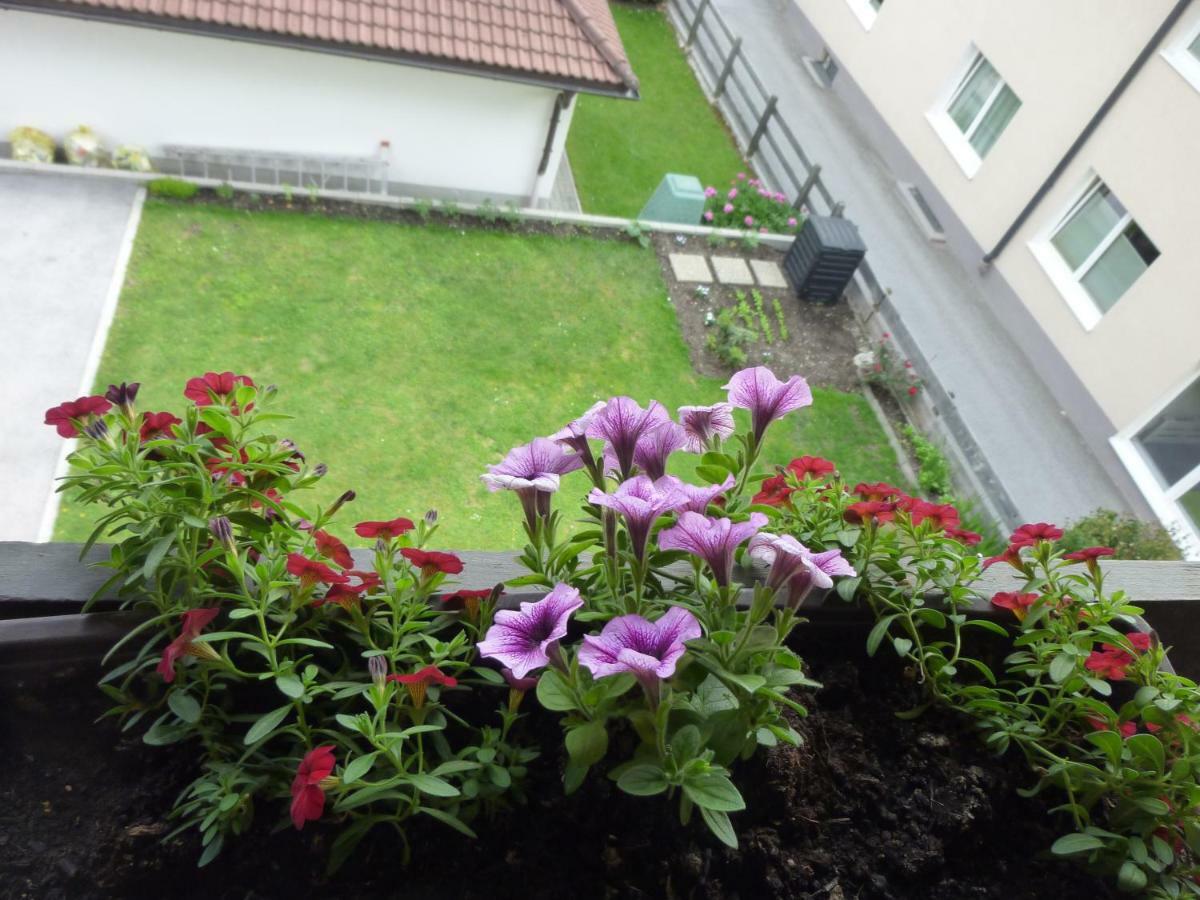Pension Zu Hause Uttendorf Luaran gambar